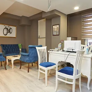 Renzo Hotel
